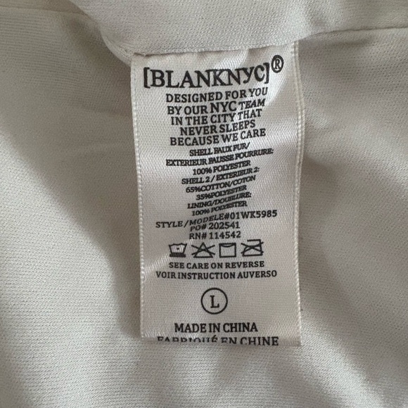 Denim Jacket in Bear Hug
BLANKNYC size L - Picture 7 of 8